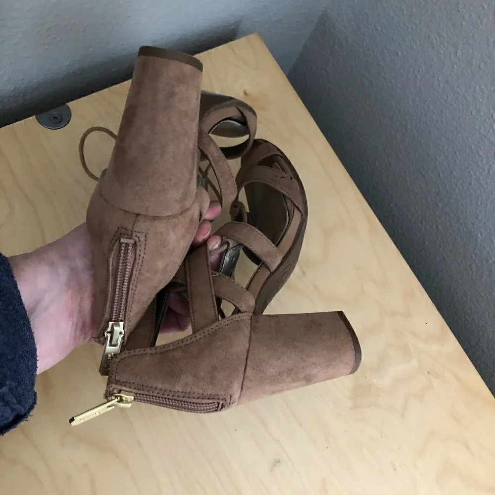 Circus by Sam Edelman Emilia Heeled Sandals Women's size 6.5 Tan Strappy Caged